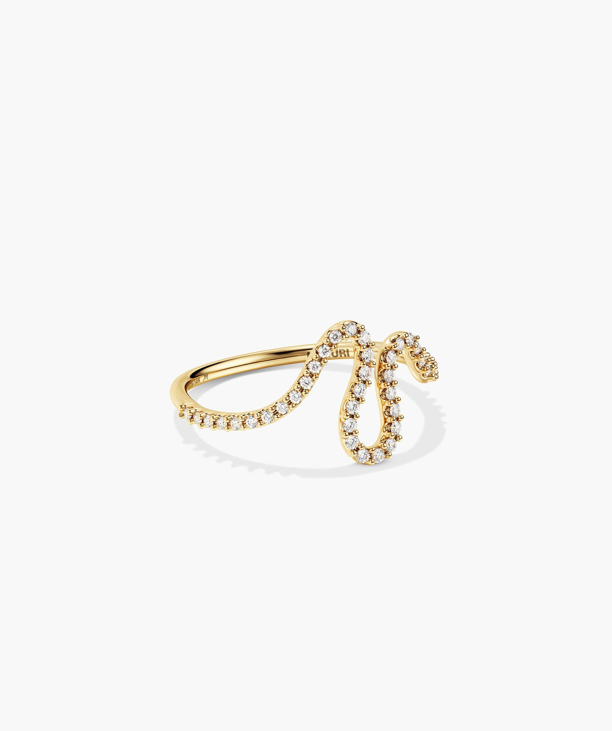 Interconnected Wave Pavé Diamond Ring