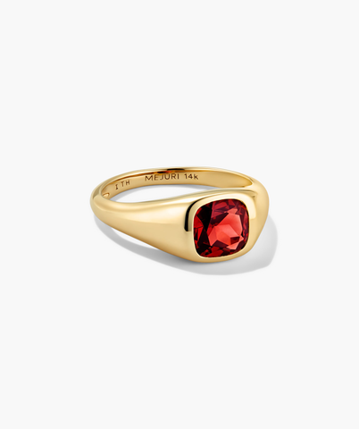 Jude Pinky Signet Ring