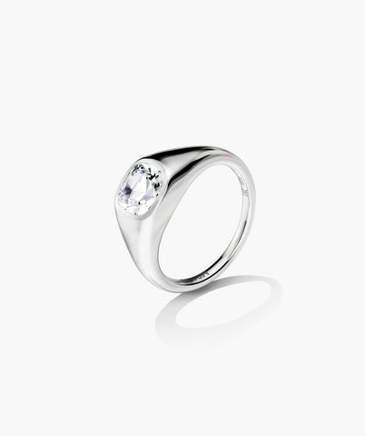 Jude Pinky Signet Ring