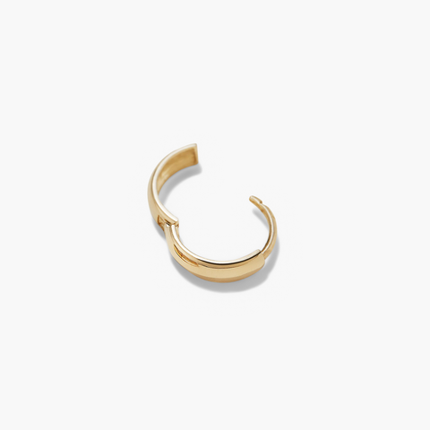Single Bold Huggie Hoop
