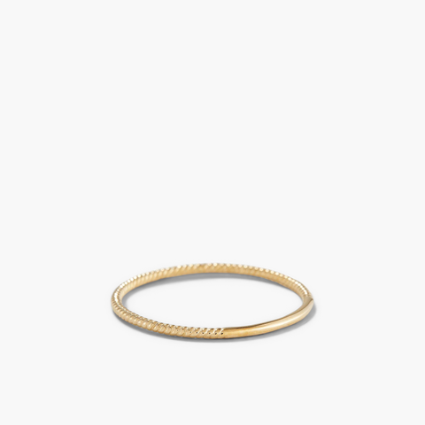 Twist Ring